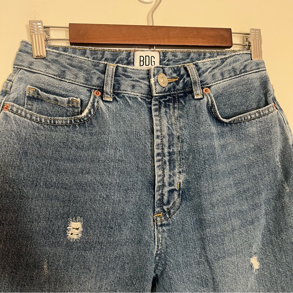 BDG Urban Outfitters Mom High Rise Jeans Size 26 - Picture 9 of 10